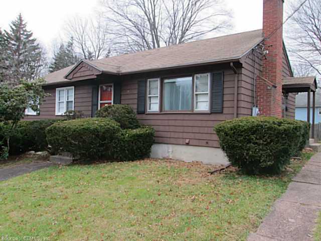 28 Graves St, Windsor Locks, CT 06096 photo 1