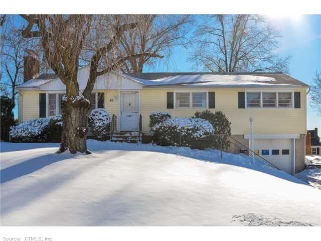 40 Fox Hill Rd, Wethersfield, CT 06109 photo 1