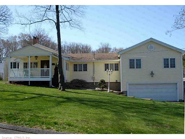 60 Pawtucket Ave, Wethersfield, CT 06109 photo 1