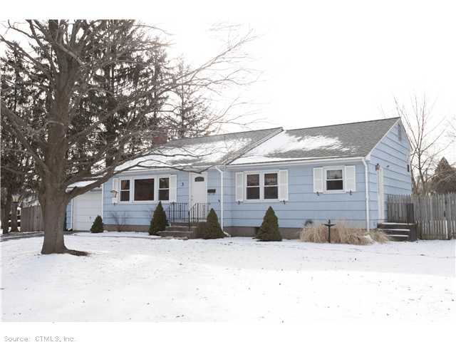3 Pinney Rd, Bloomfield, CT 06002 photo 1
