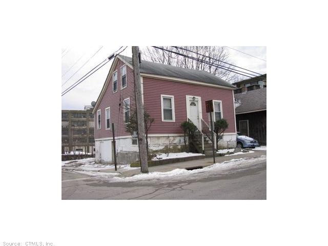 109 Union St, Willimantic, CT 06226 photo 1
