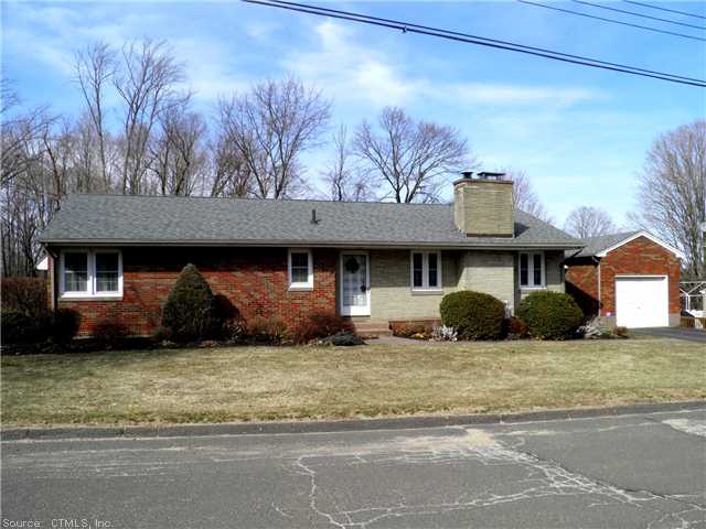 28 Durwin St, Middletown, CT 06457 photo 1
