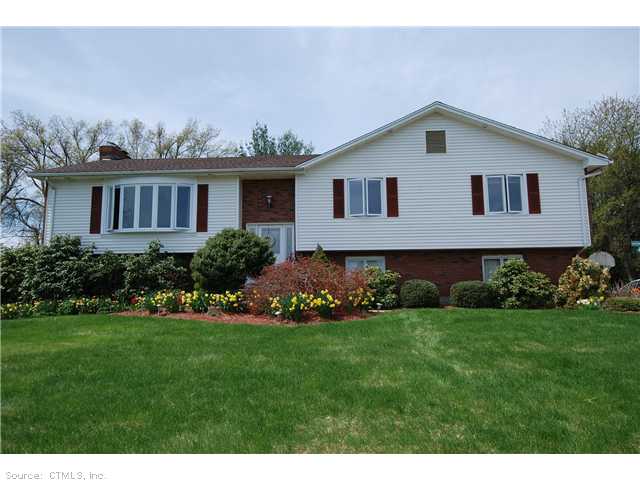 449 Coppermill Rd, Wethersfield, CT 06109 photo 1