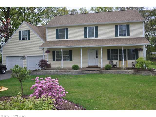 263 North St, Windsor Locks, CT 06096 photo 1