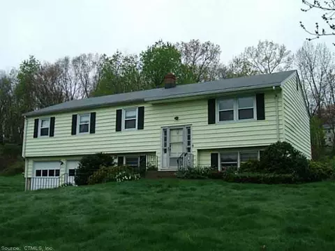 77 Brewster Rd, Windsor, CT 06095 photo 1