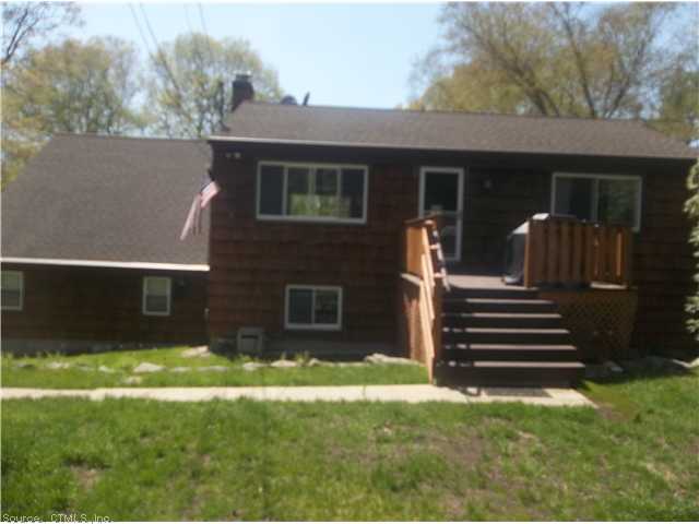 33 Richard Rd, Gales Ferry, CT 06335 photo 1