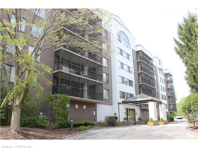 33 Mill St Apt 5 E, Wethersfield, CT 06109 photo 1