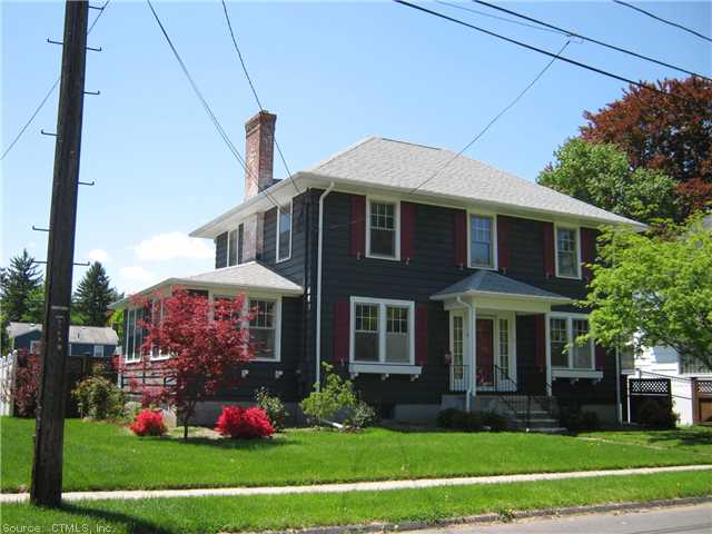 61 Wilton Rd, Windsor, CT 06095 photo 1
