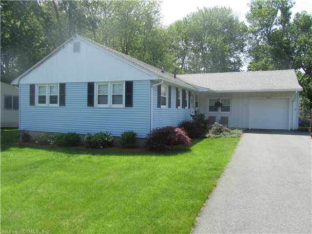 11 Caliber Ln, Wethersfield, CT 06109 photo 1