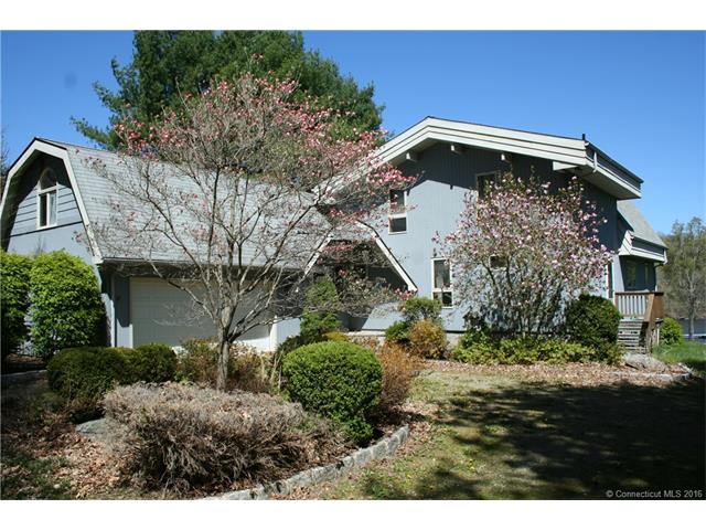11 Arrow Point Rd, Warren, CT 06777 photo 1
