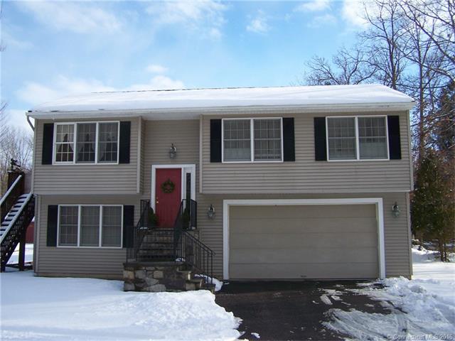 2 Oak Dr, Morris, CT 06763 photo 1