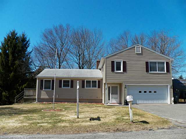 67 Loretta Rd, Torrington, CT 06790 photo 1