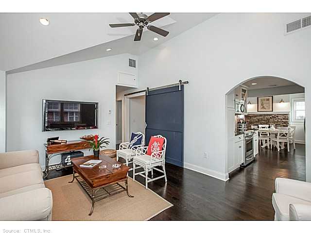 58 E Kelsey Pl, Madison, CT 06443 photo 1