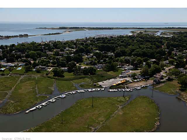 58 Commerce St, Clinton, CT 06413 photo 1