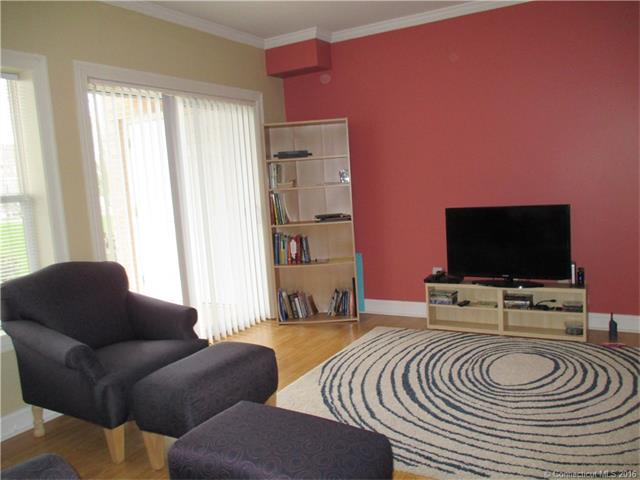 720 Mix Ave #115, Hamden, CT 06514 photo 1