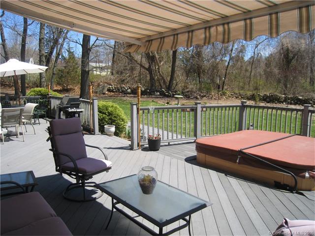 12 Thrush Cross Rd, Clinton, CT 06413 photo 1