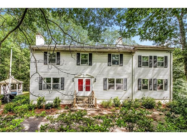 24 Robinhood Dr, Gales Ferry, CT 06335 photo 1
