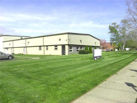 19 Hamden Park Dr, Hamden, CT 06517 photo 1