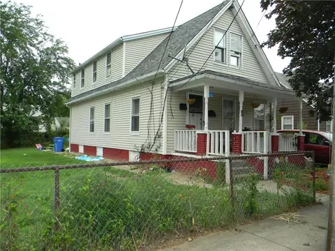 80 Burke St, Hamden, CT 06514 photo 1
