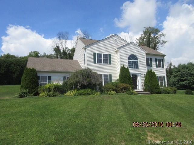 17 Doherty Dr, Wallingford, CT 06492 photo 1