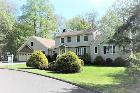 511 Pine Tree Dr, Orange, CT 06477 photo 1