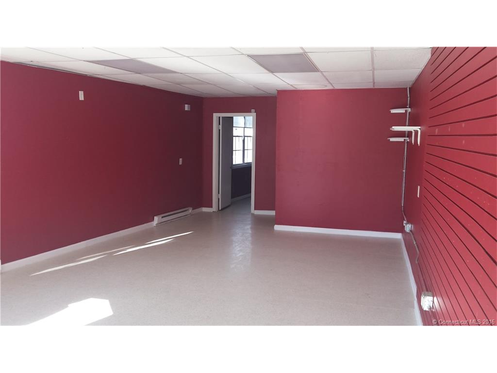 438 Colony St, Wallingford, CT 06492 photo 1