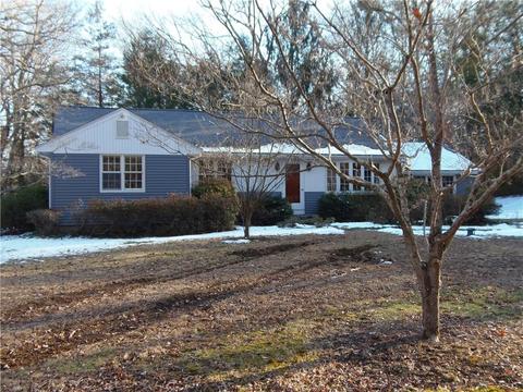 22 Glen Grove Rd, Deep River, CT 06417 photo 1