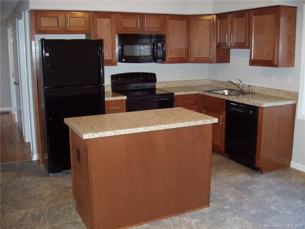 775 Barnes Rd, Wallingford, CT 06492 photo 1