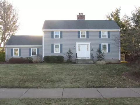 525 Goff Rd, Wethersfield, CT 06109 photo 1