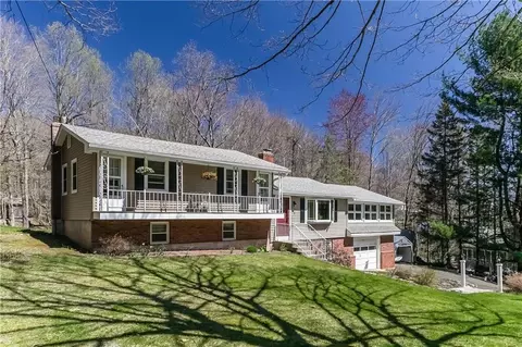 83 Creamery Rd, Durham, CT 06422 photo 1