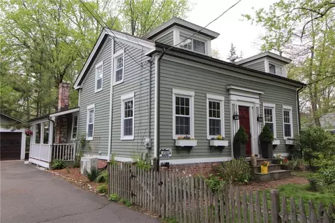 44 Barrett St, Hamden, CT 06517 photo 1