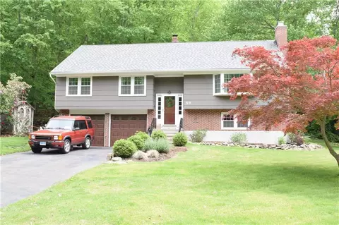 89 Deepwood Dr, Madison, CT 06443 photo 1