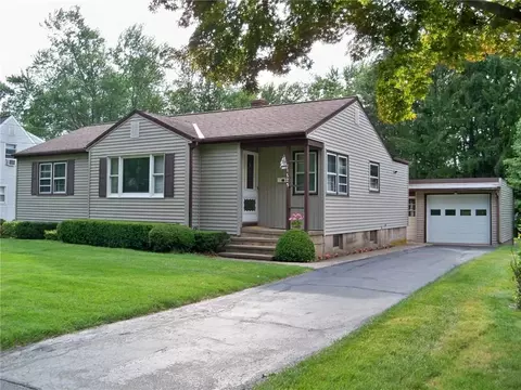 125 Simpson Ave, Wallingford, CT 06492 photo 1