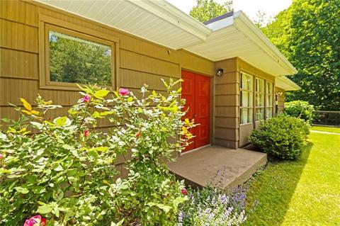 745 Main St, Hamden, CT 06514 photo 1