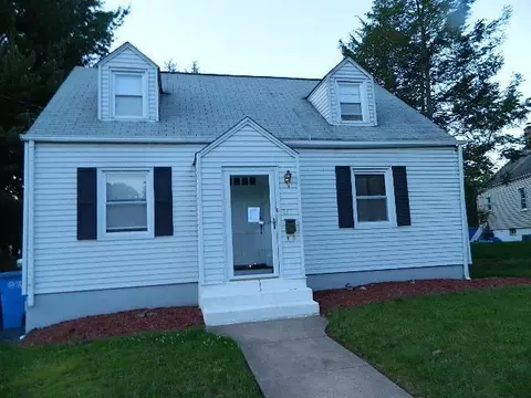 39 Welch Rd, Hamden, CT 06514 photo 1