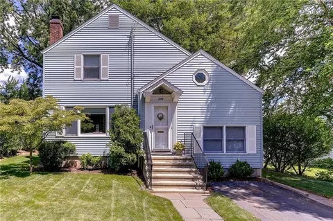 288 Davis St, Hamden, CT 06517 photo 1