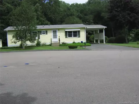 54 Stone Hedge Rd, Westbrook, CT 06498 photo 1