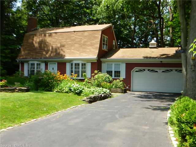 5 Stowe Ct, Hamden, CT 06514 photo 1