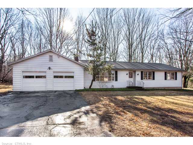 46 Williamsburg Dr, Orange, CT 06477 photo 1