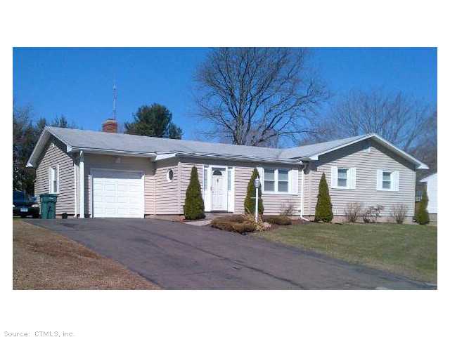8 Exeter Rd, Hamden, CT 06518 photo 1