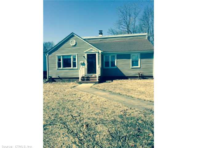 4 Danenberg Pl, West Haven, CT 06516 photo 1