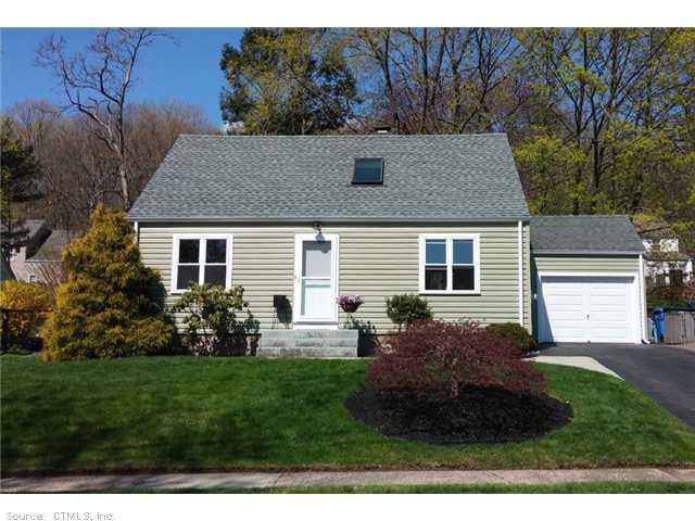 75 Quaker Rd, Hamden, CT 06517 photo 1