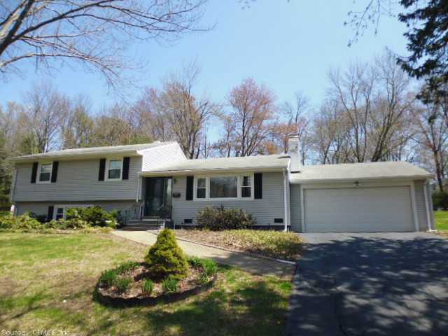16 Surrey Dr, Wallingford, CT 06492 photo 1