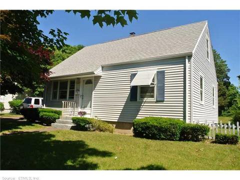 136 Twin Brook Rd, Hamden, CT 06514 photo 1