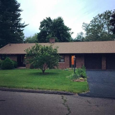 2 Meadowview Ln, Bloomfield, CT 06002 photo 1