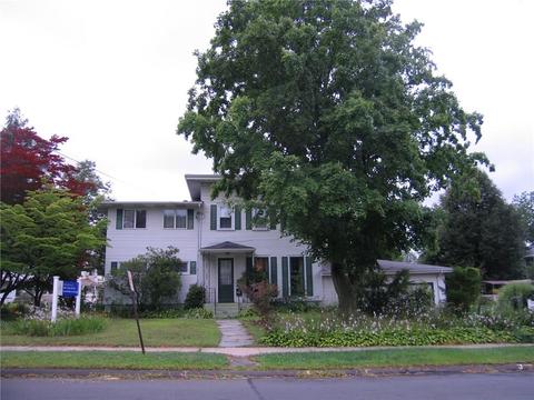 123 Maple St, Bristol, CT 06010 photo 1