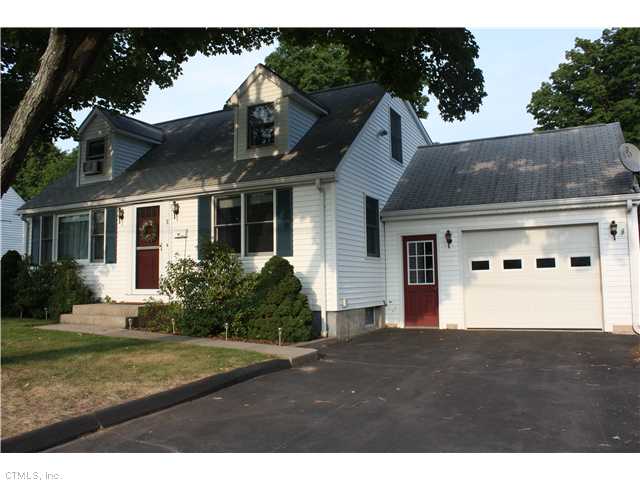 8 Spelman St, Bristol, CT 06010 photo 1