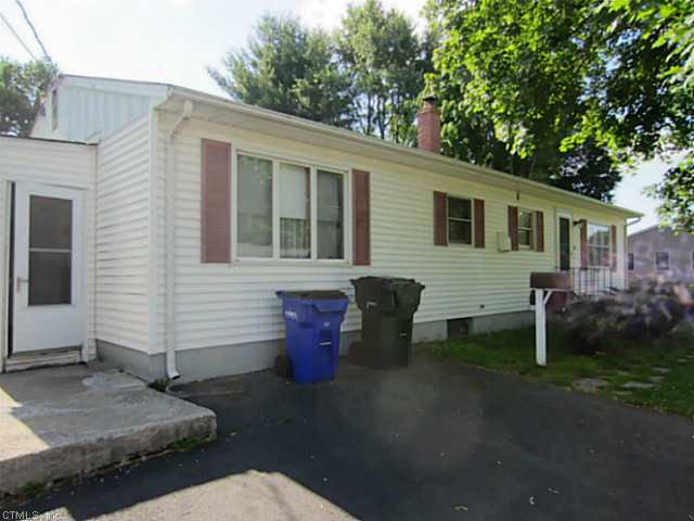 10 Briarcliff Dr, Windsor Locks, CT 06096 photo 1
