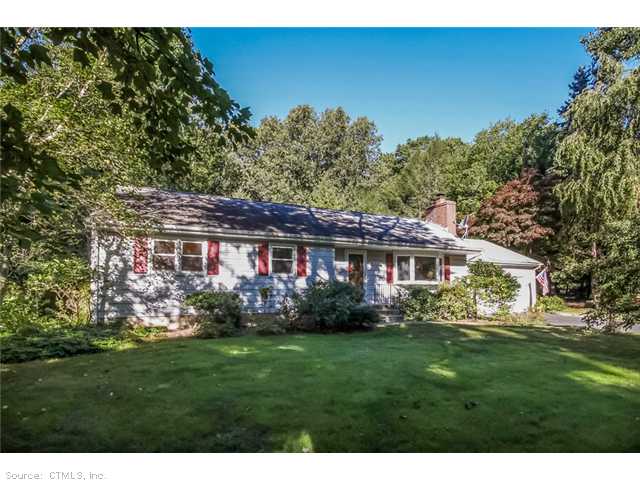 332 W River Rd, Orange, CT 06477 photo 1