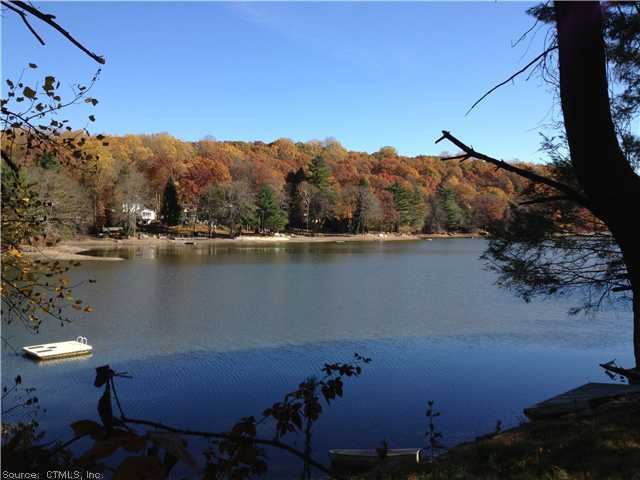 Undisclosed, Trumbull, CT 06611 photo 1